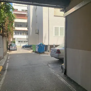 Apartament Nazari 1, Tirana