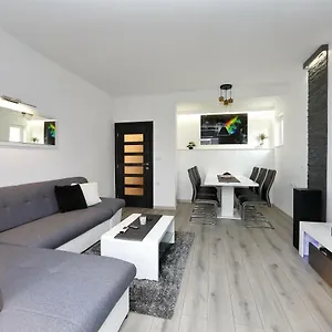 Floyd Apartament Bibinje